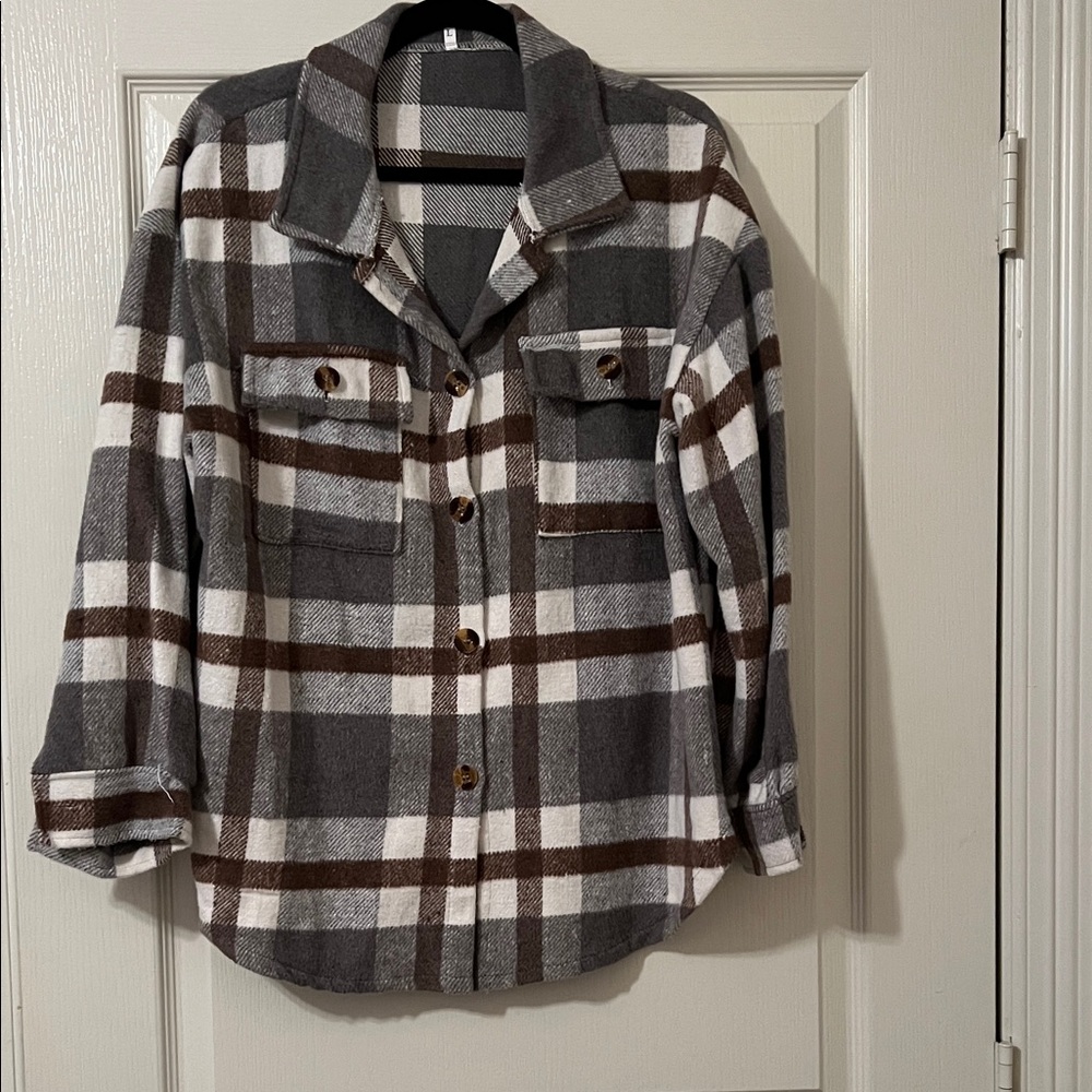 Plaid Button-Up Women's Jacket